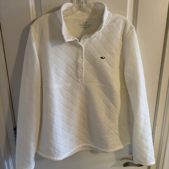 Vineyard Vines Sweaters - NWT Vineyard Vines Women's Quilted Sweater